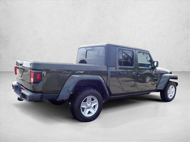 Used 2022 Jeep Gladiator Sport image 4