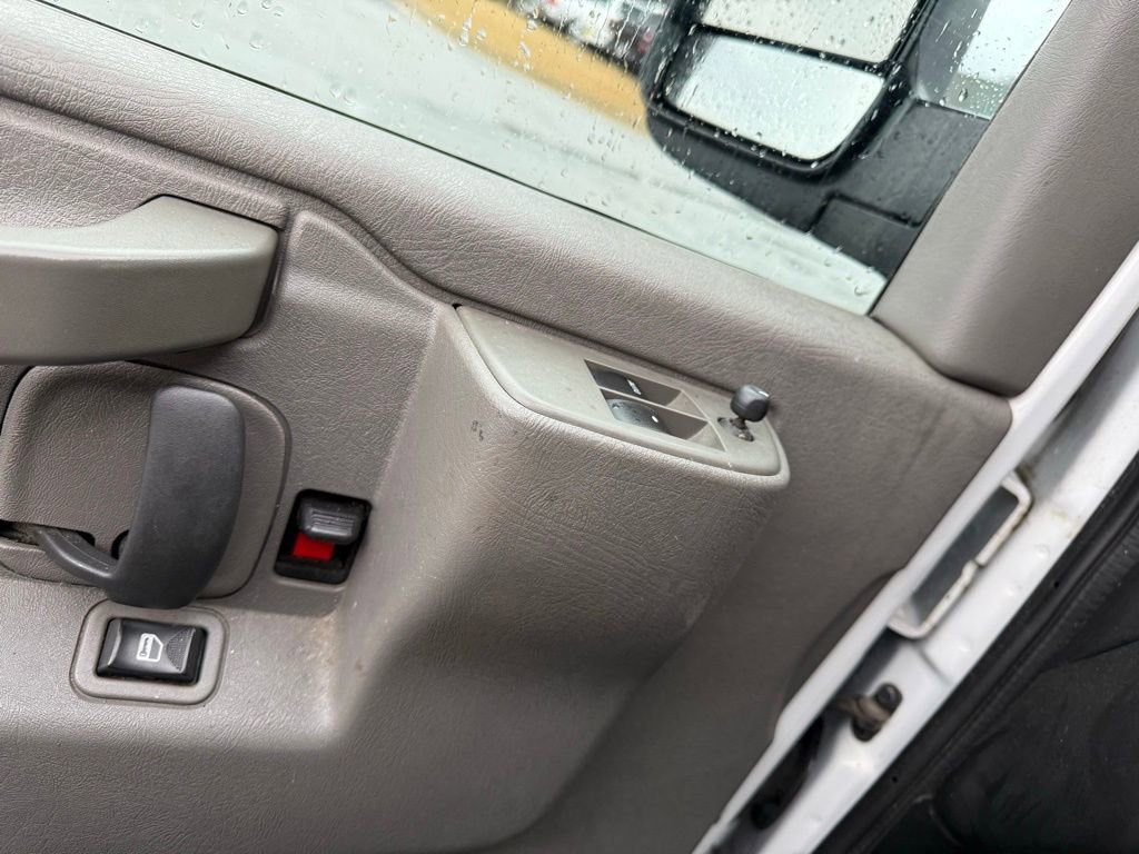 Used 2019 Chevrolet Express 3500 LT w/ LT Preferred Equipment Group image 11