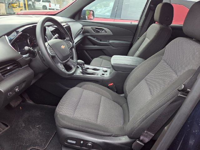 Used 2023 Chevrolet Traverse LT AWD/4WD image 10