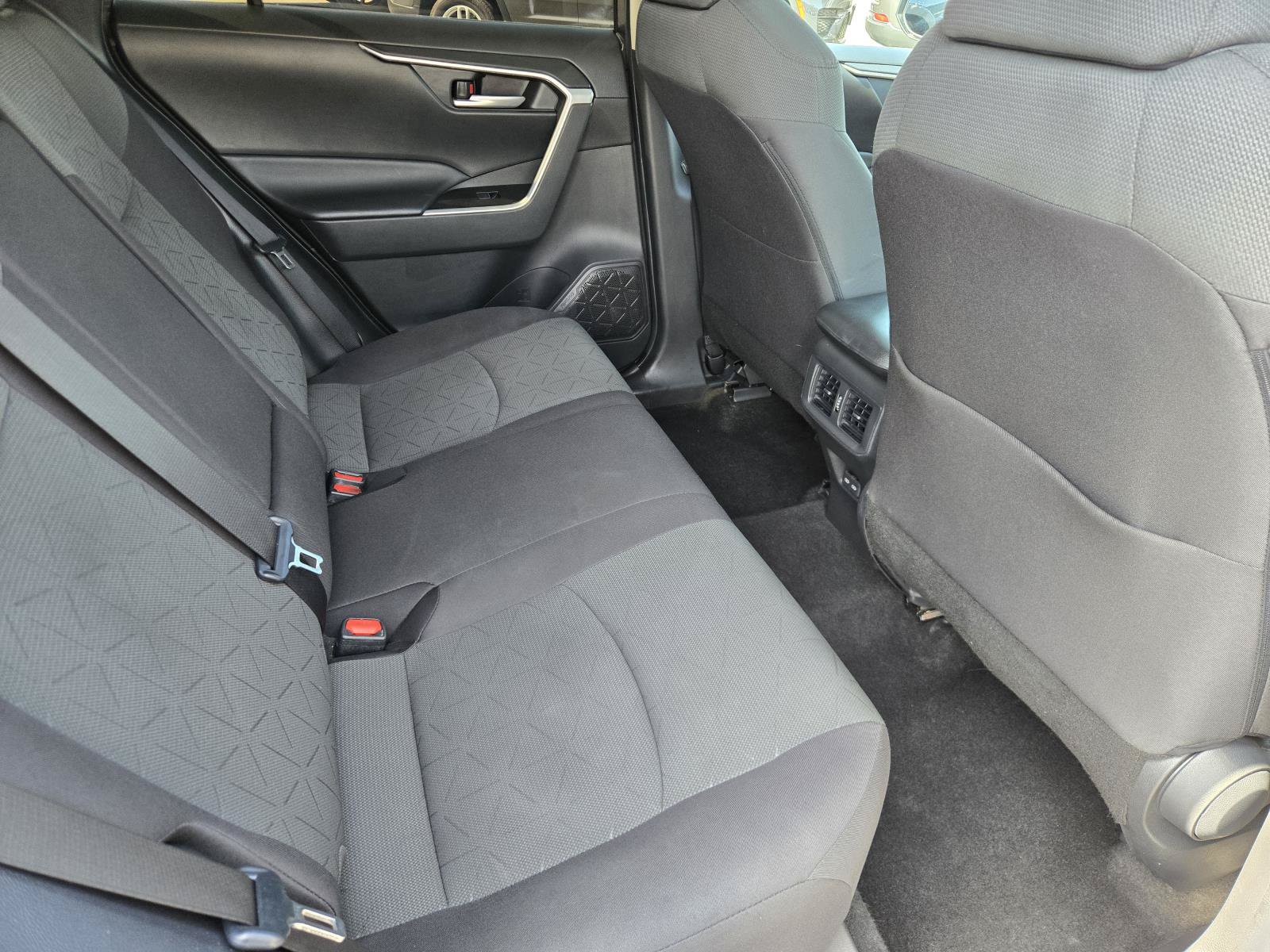 Used 2023 Toyota RAV4 XLE w/ Convenience Package FWD image 29
