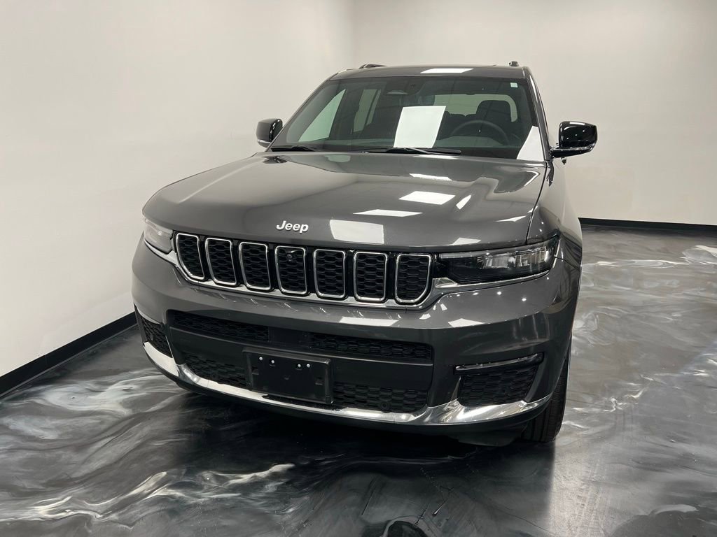 Used 2024 Jeep Grand Cherokee L Limited w/ Luxury Tech Group II AWD/4WD image 3
