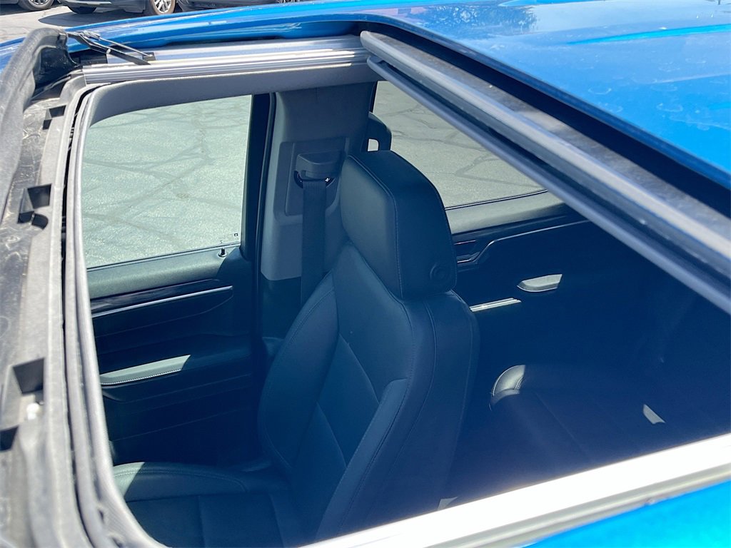 Used 2022 Chevrolet Silverado 1500 LTZ w/ LTZ Convenience Package II image 23