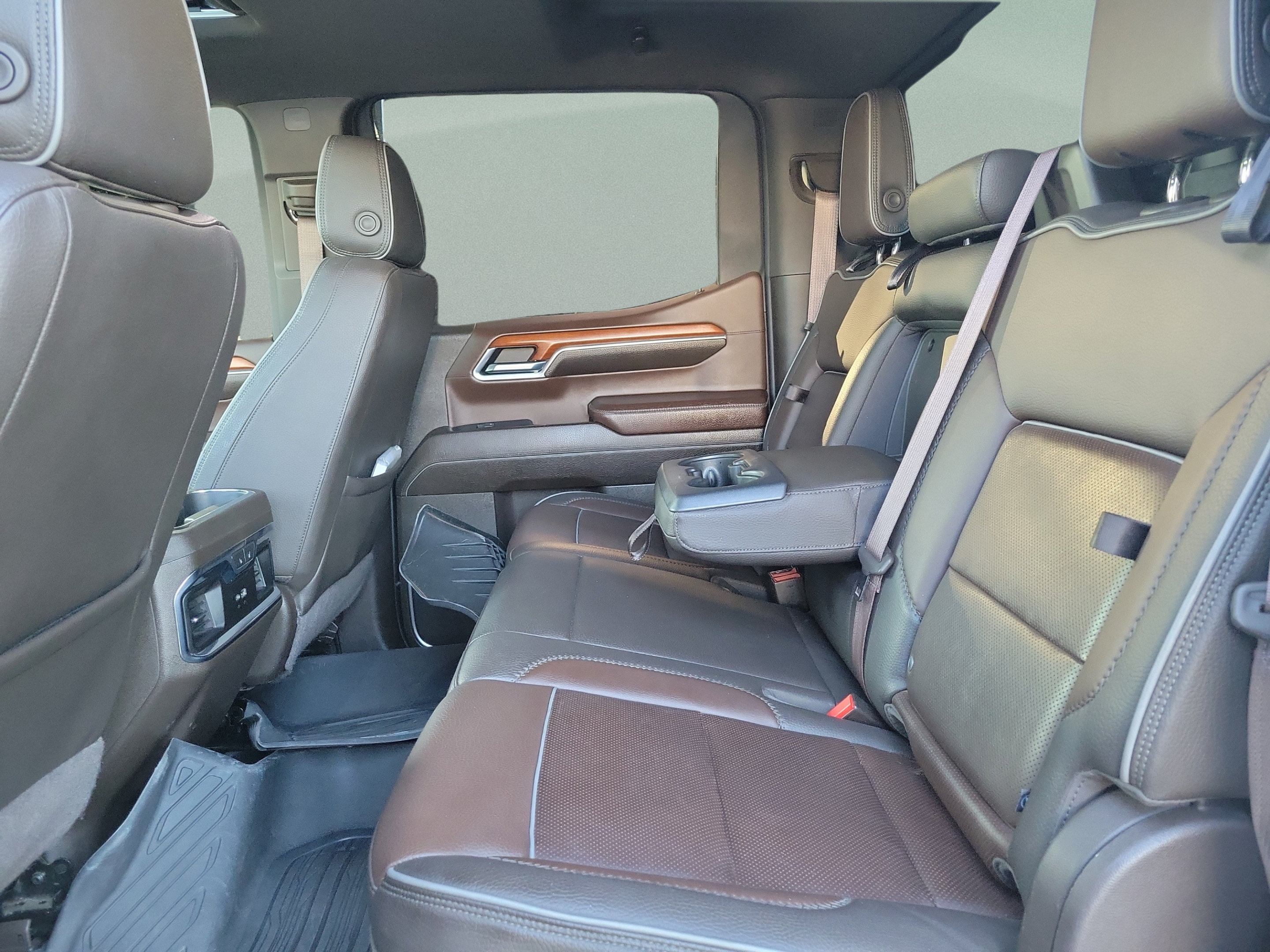 Used 2022 GMC Sierra 1500 Denali w/ Denali Reserve Package AWD/4WD image 7