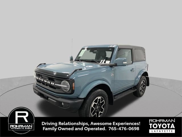 Used 2023 Ford Bronco Outer Banks AWD/4WD image 2