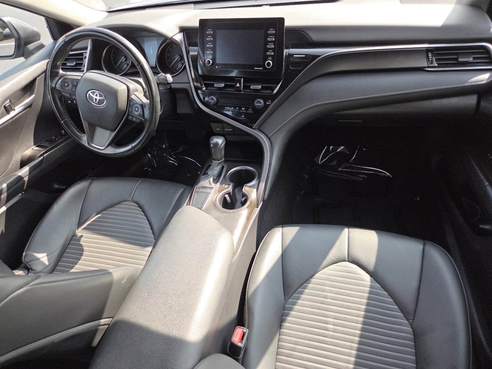 Used 2023 Toyota Camry SE FWD image 26