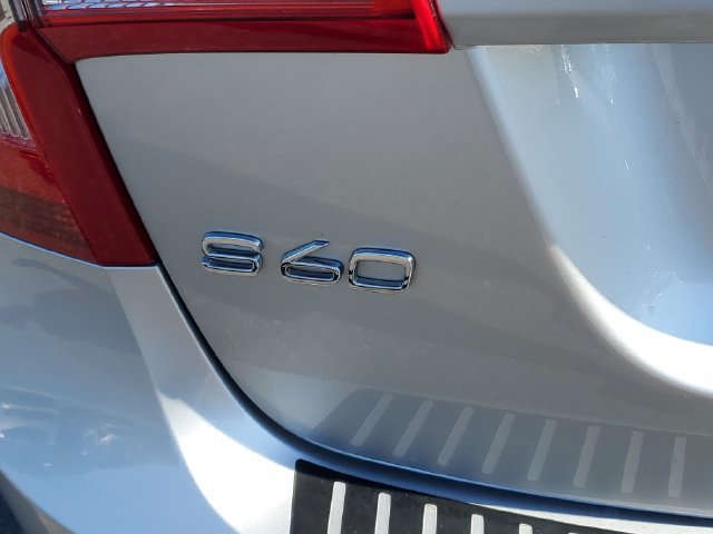 Used 2015 Volvo S60 T5 Platinum w/ Climate Package FWD image 7