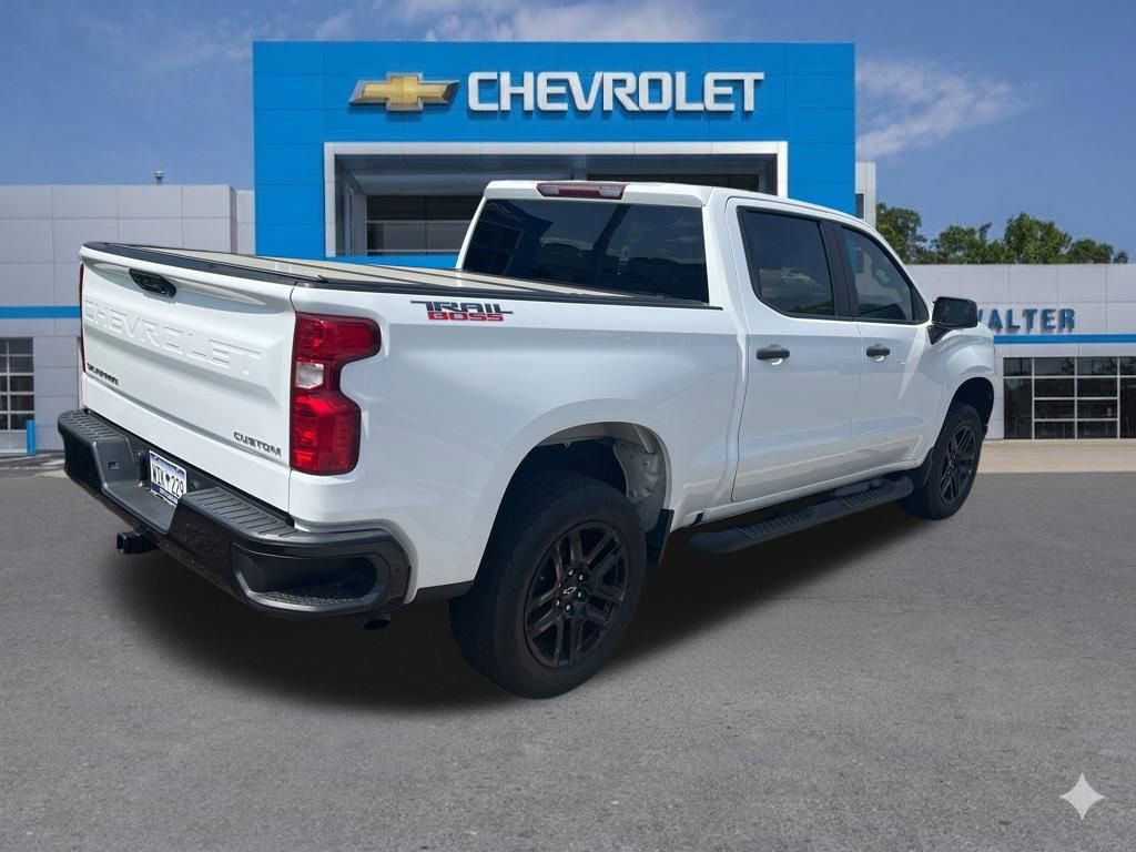 Used 2022 Chevrolet Silverado 1500 Custom Trail Boss AWD/4WD image 8