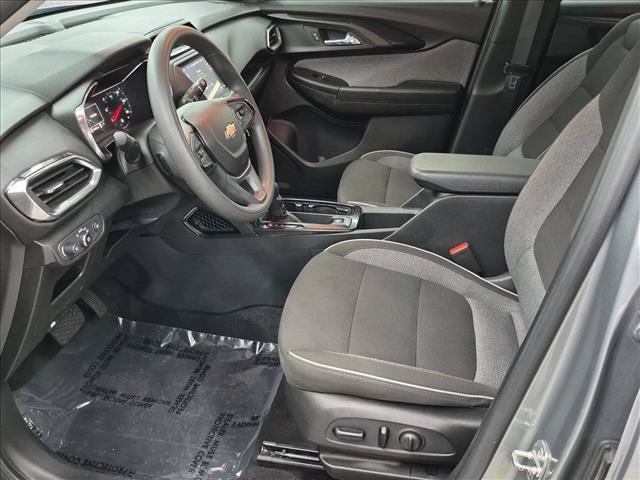 Used 2023 Chevrolet TrailBlazer LT AWD/4WD image 15