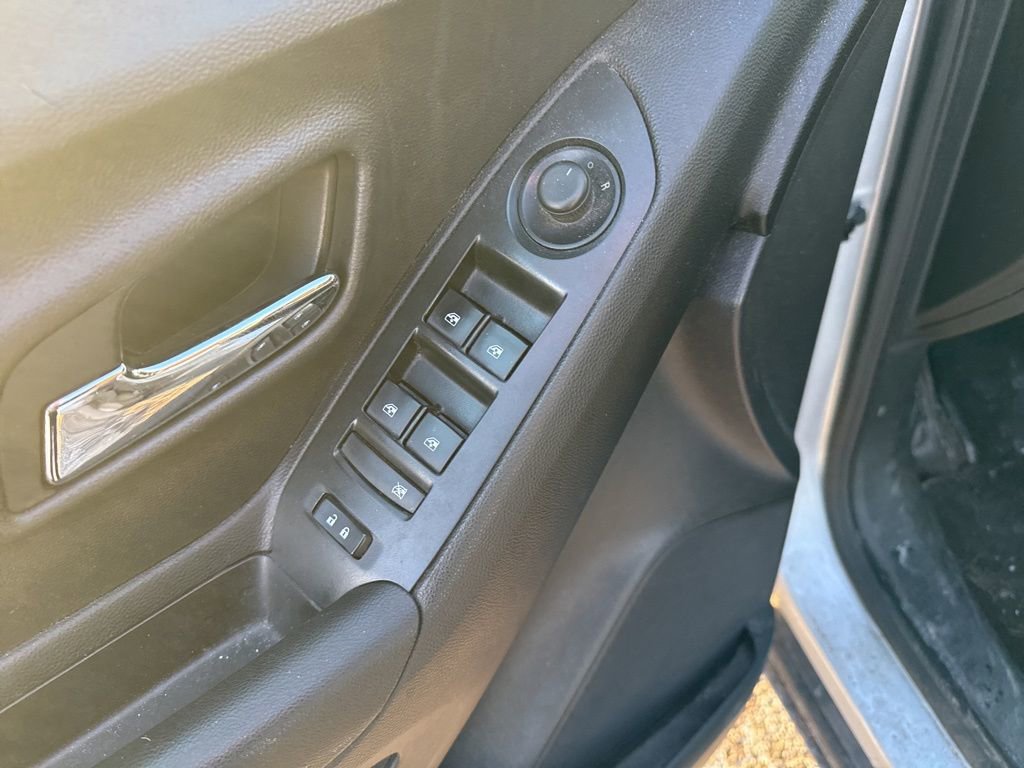 Used 2017 Chevrolet Trax LT w/ LT Convenience Package image 14