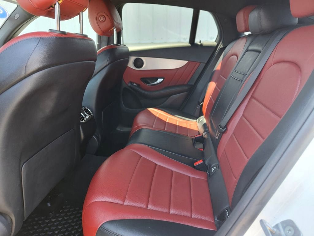 Used 2019 Mercedes-Benz GLC 300 4MATIC Coupe image 14