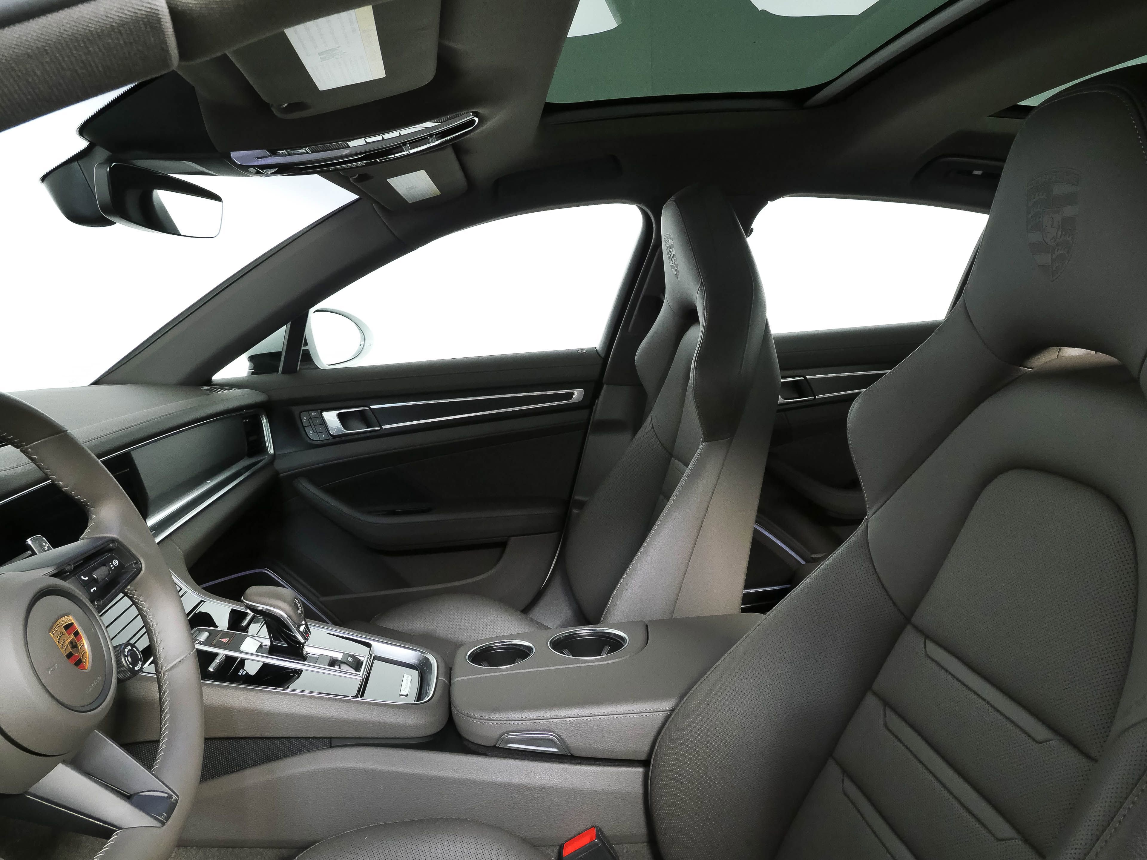 Certified 2023 Porsche Panamera AWD/4WD image 5