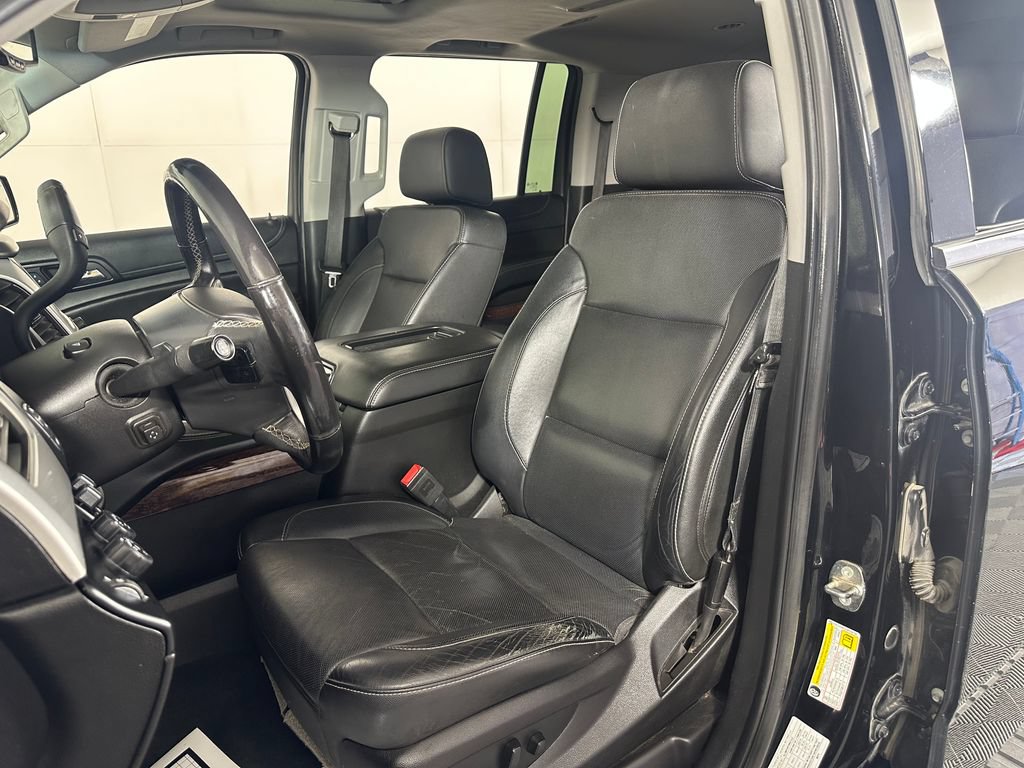 Used 2018 GMC Yukon XL SLT w/ HD Trailering Package AWD/4WD image 12
