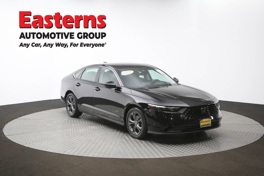 Used 2023 Honda Accord EX image 39