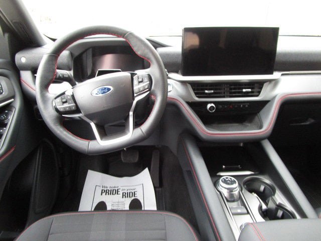 Used 2025 Ford Explorer ST-Line AWD/4WD image 14