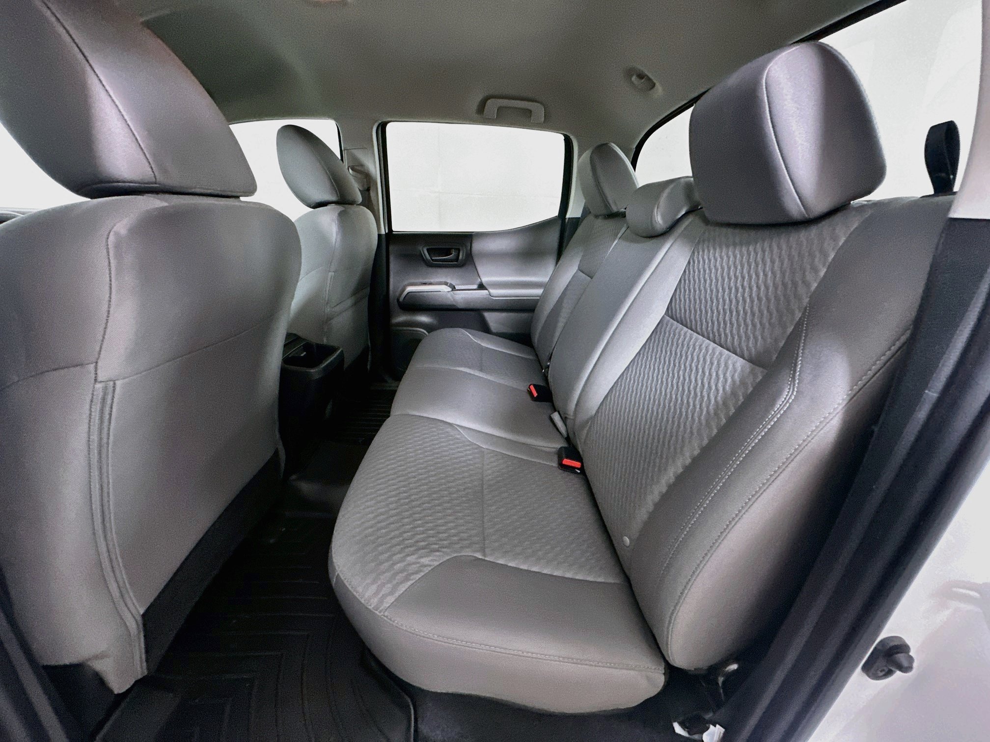 Used 2023 Toyota Tacoma SR5 RWD image 26