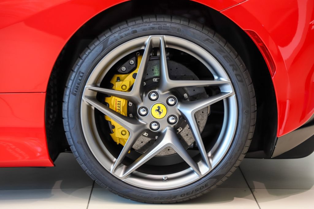 Certified 2022 Ferrari F8 Tributo RWD image 31