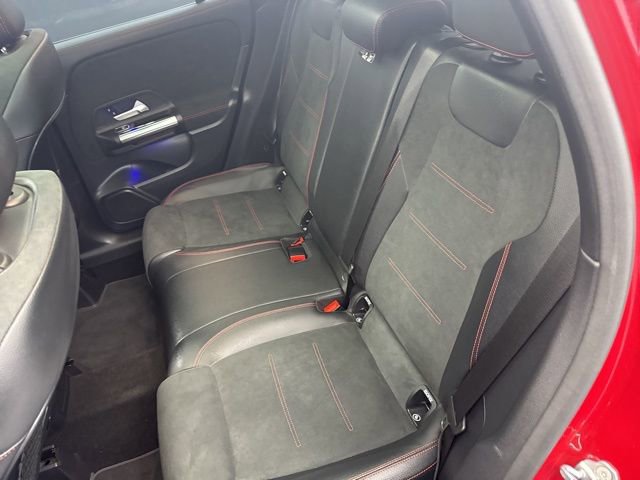 Used 2022 Mercedes-Benz GLA 250 4MATIC image 35