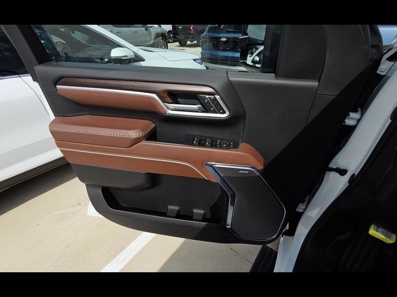 Used 2025 GMC Sierra 2500 Denali Ultimate image 7