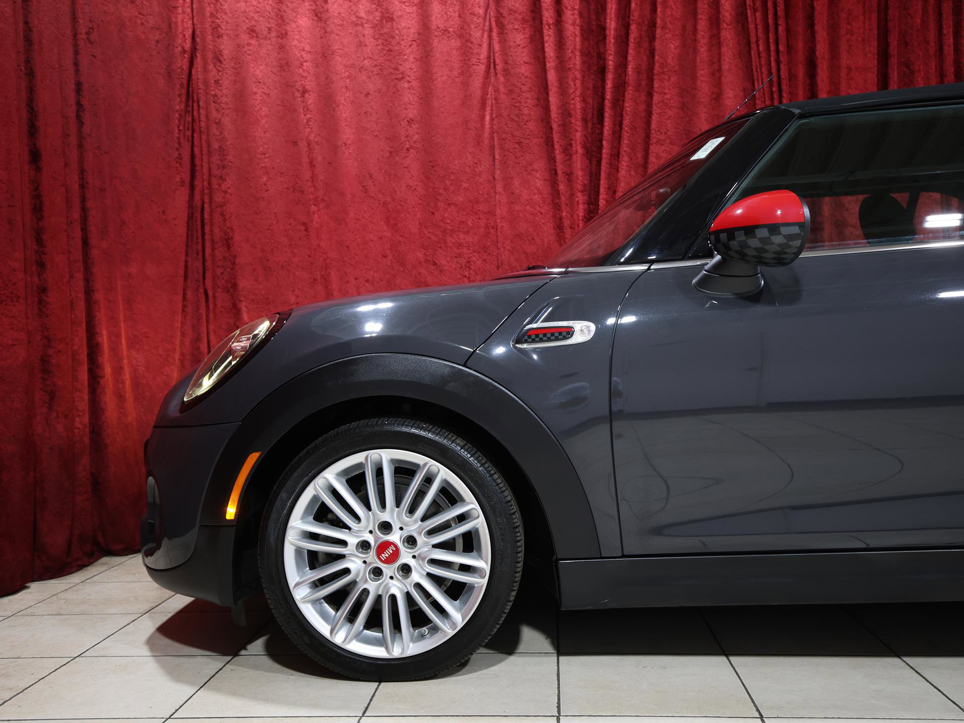Used 2019 MINI Cooper S w/ Premium Package image 6