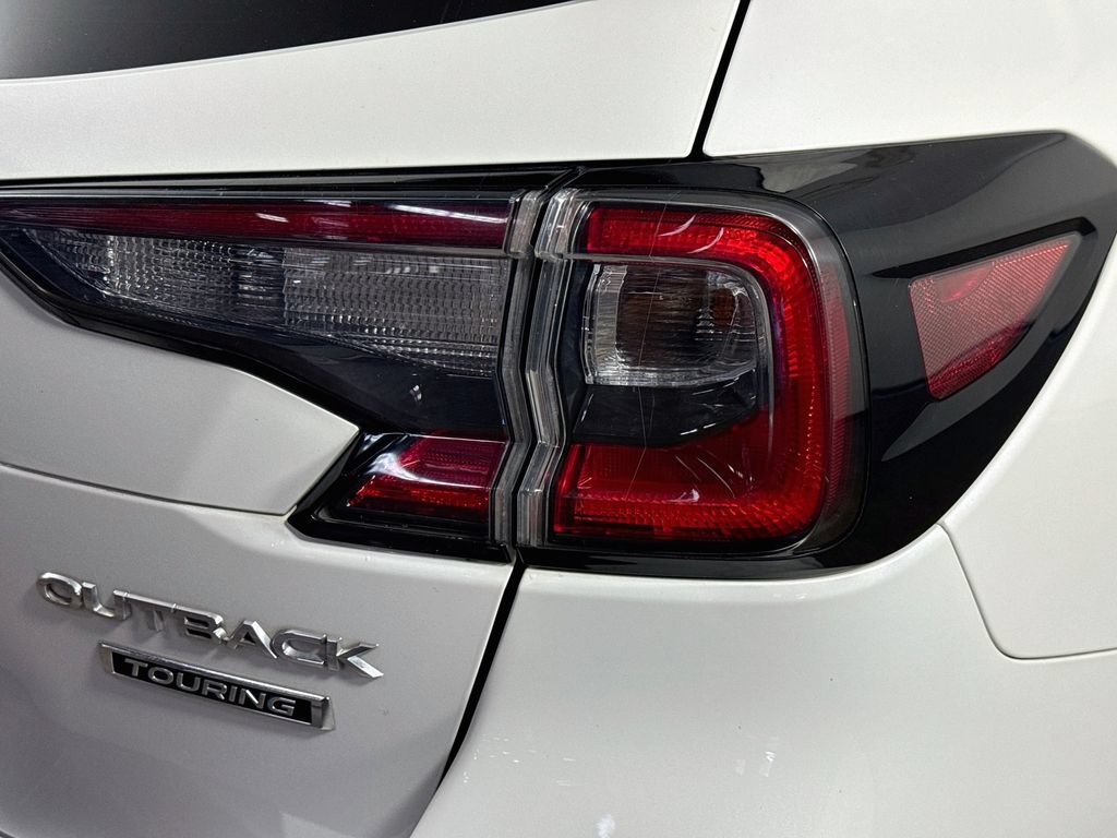 Used 2020 Subaru Outback Touring w/ Popular Package #2 AWD/4WD image 34