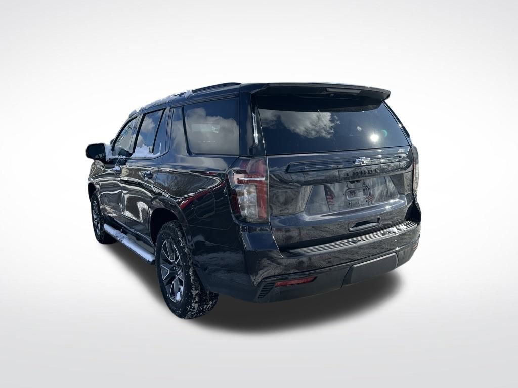 Used 2024 Chevrolet Tahoe Z71 w/ Luxury Package image 3