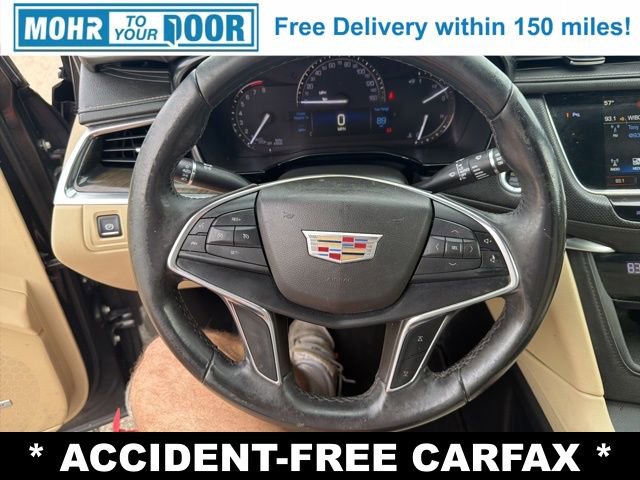 Used 2018 Cadillac XT5 FWD image 19