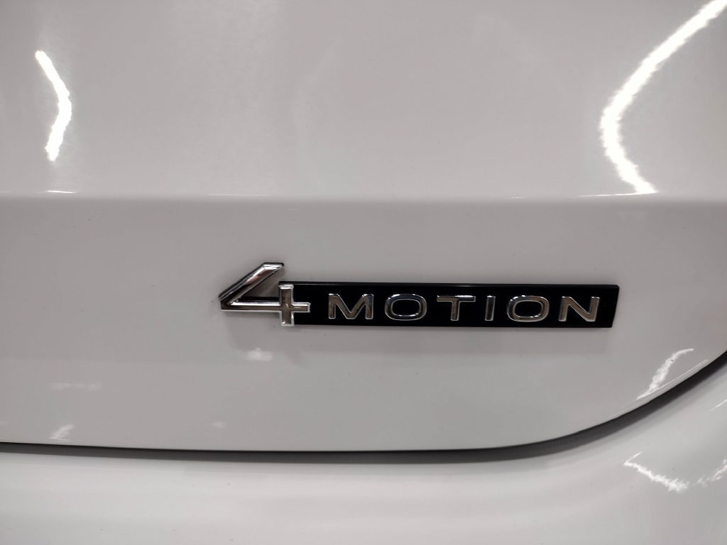 Certified 2025 Volkswagen Taos S AWD/4WD image 16