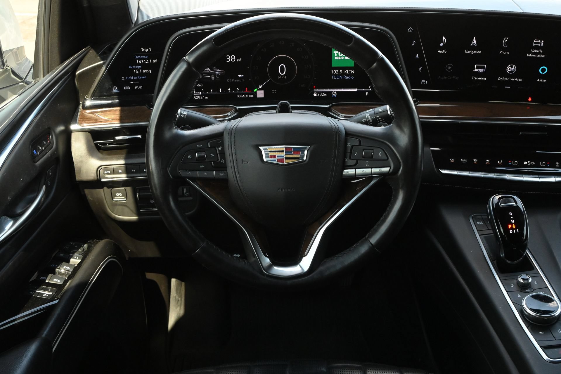 Used 2021 Cadillac Escalade Premium Luxury Platinum AWD/4WD image 11