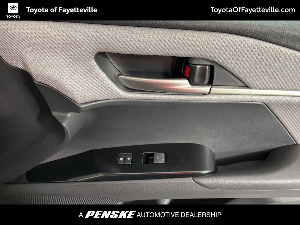 New 2026 Toyota Camry SE image 11