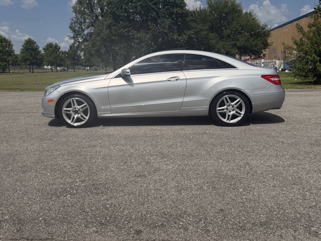 Used 2011 Mercedes-Benz E 350 Coupe image 13