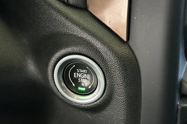 Used 2020 Chevrolet Silverado 1500 High Country w/ Technology Package AWD/4WD image 22