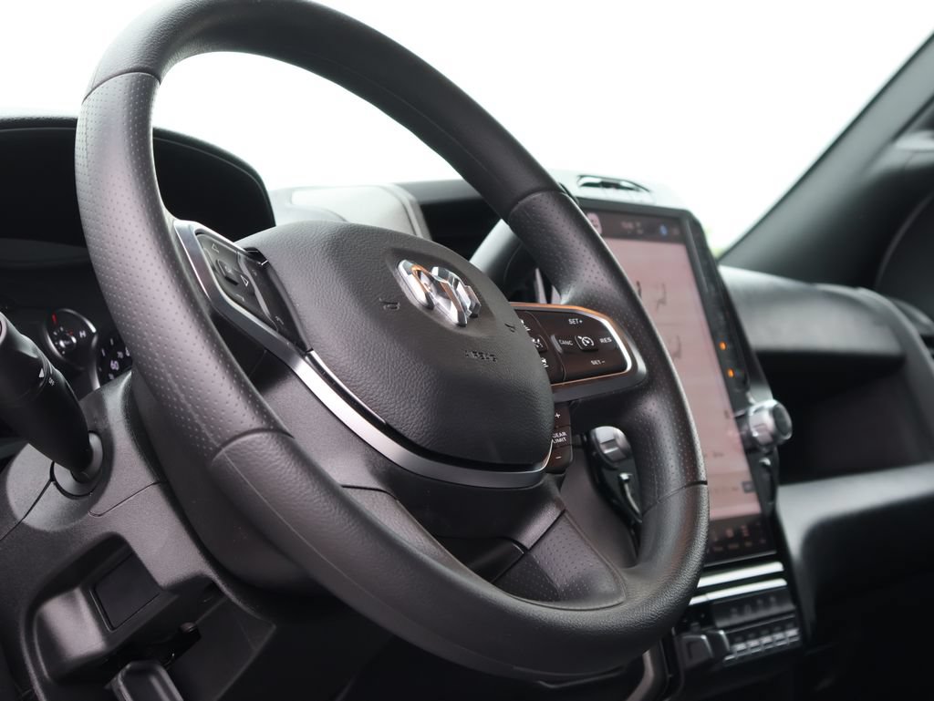 New 2026 RAM 3500 Tradesman AWD/4WD image 24