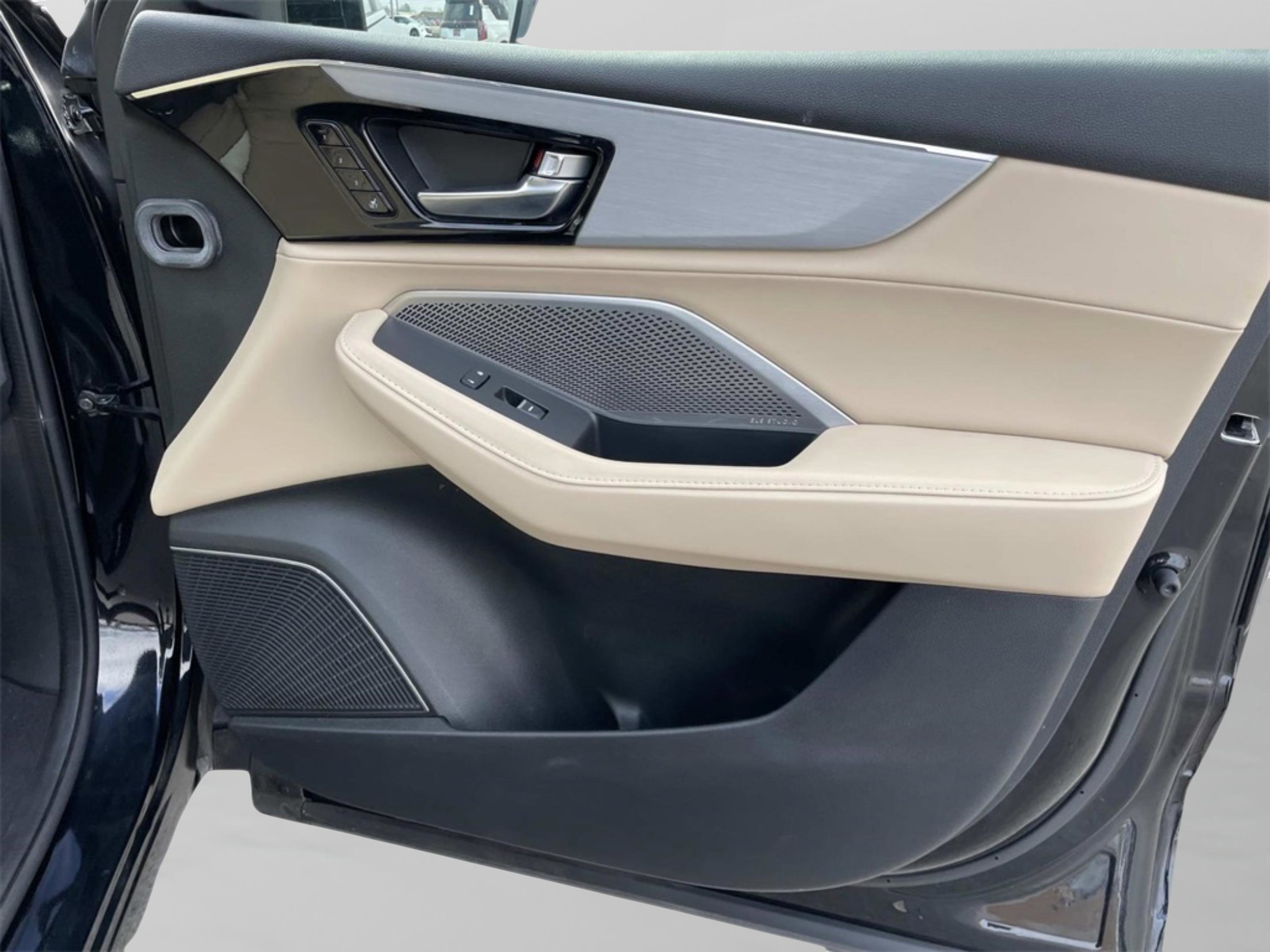 Used 2023 Acura MDX FWD w/ Technology Package image 19