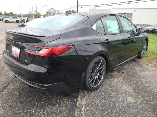 New 2026 Toyota Camry SE FWD image 8