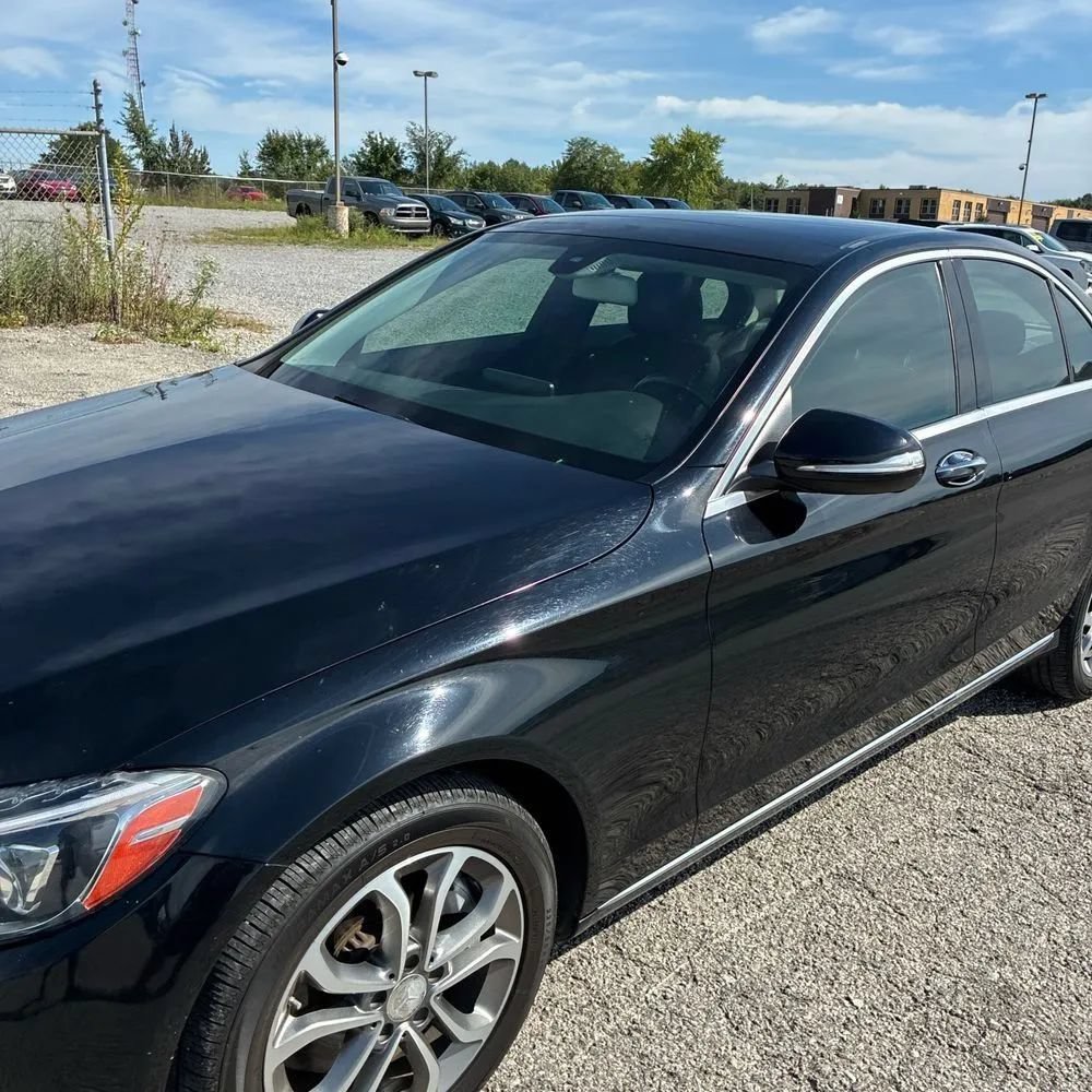 Used 2015 Mercedes-Benz C 300 4MATIC Sedan image 2