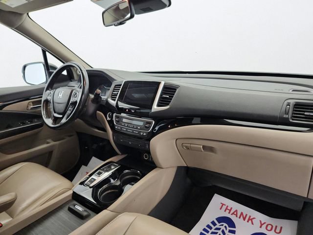 Used 2018 Honda Pilot Touring image 32