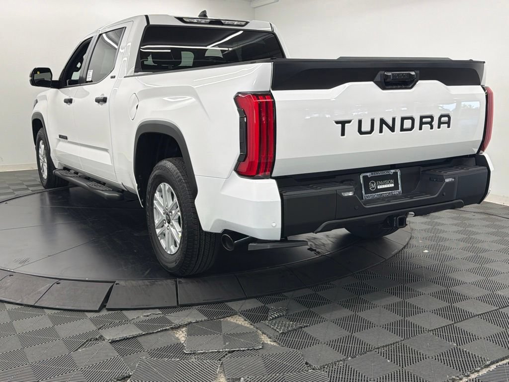 New 2026 Toyota Tundra SR5 w/ SR5 Convenience Package RWD image 11