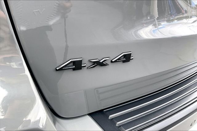 Used 2020 Jeep Grand Cherokee Altitude AWD/4WD image 24