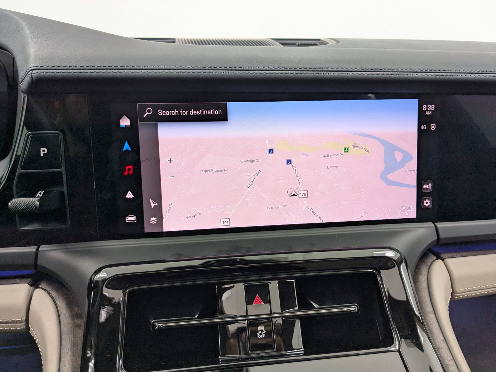 Certified 2024 Porsche Panamera 4 image 21