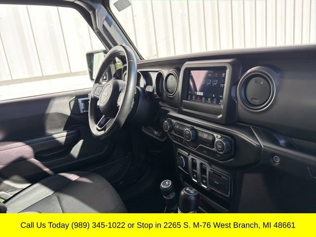 Used 2022 Jeep Wrangler Sport image 31