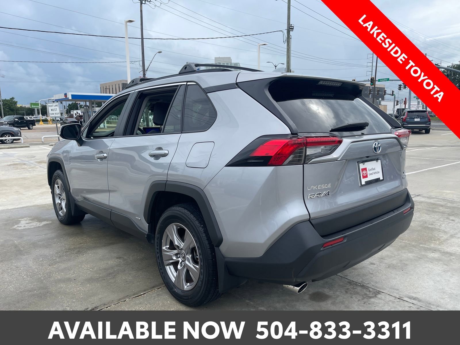 Certified 2023 Toyota RAV4 XLE w/ Convenience Package AWD/4WD image 4