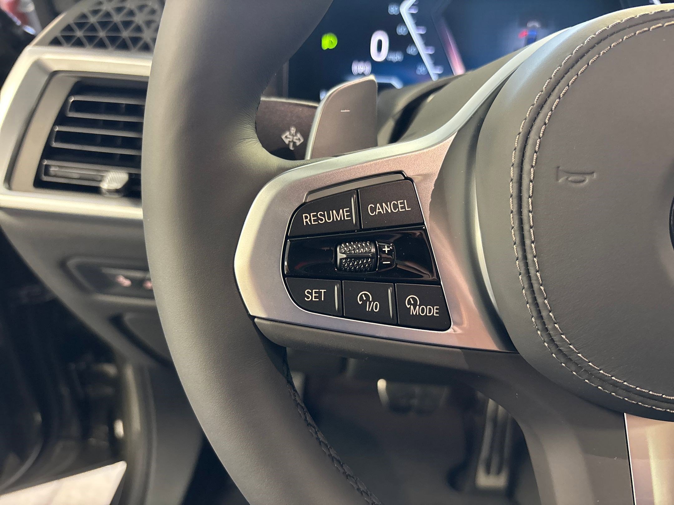 New 2026 BMW X5 sDrive40i image 17