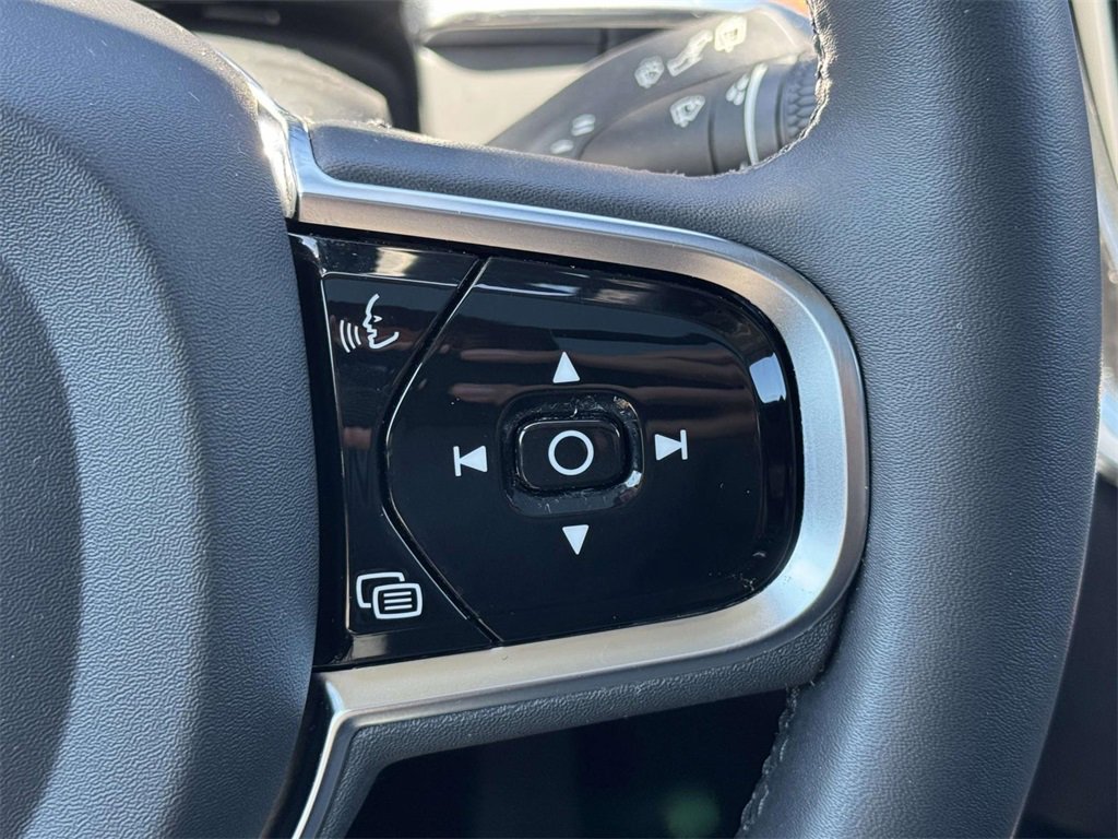 Certified 2024 Volvo V60 B5 Cross Country Plus image 19