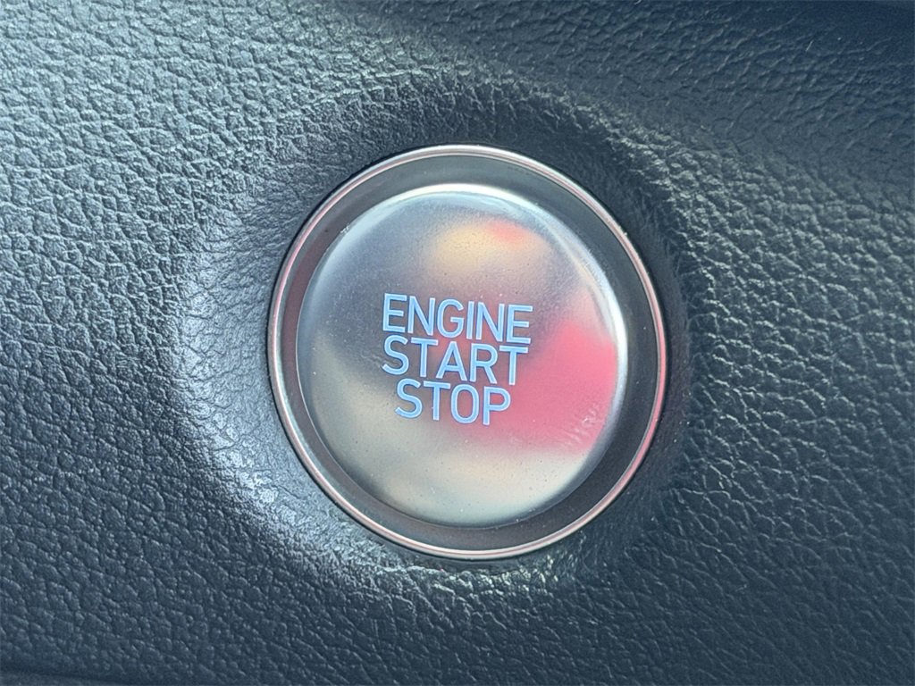 Used 2023 Hyundai Santa Fe SEL image 18