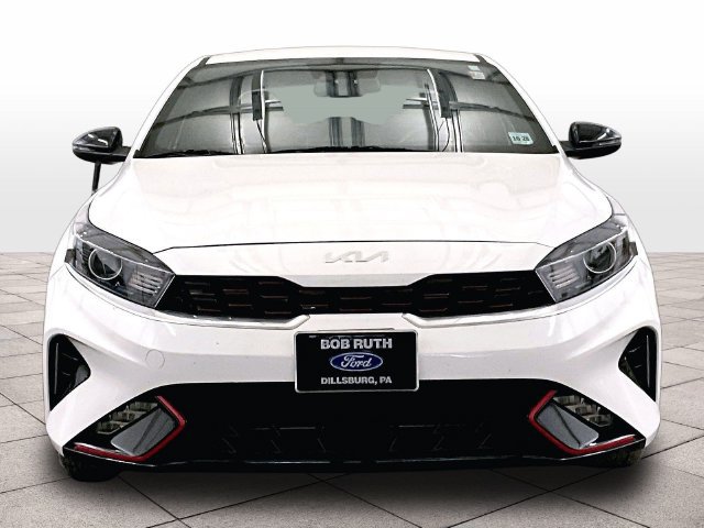 Used 2023 Kia Forte GT-Line w/ GT-Line Technology Package FWD image 3