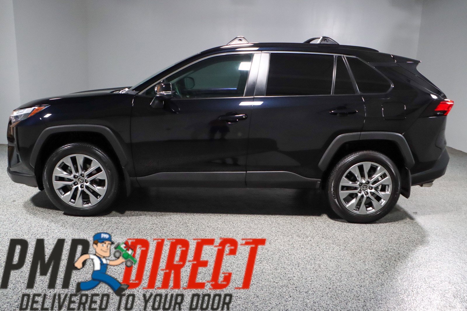 Used 2024 Toyota RAV4 XLE Premium image 10