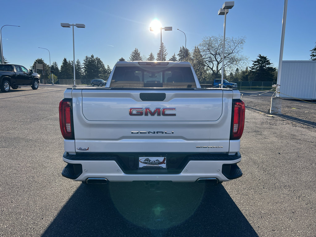 Used 2020 GMC Sierra 1500 Denali w/ Technology Package image 4