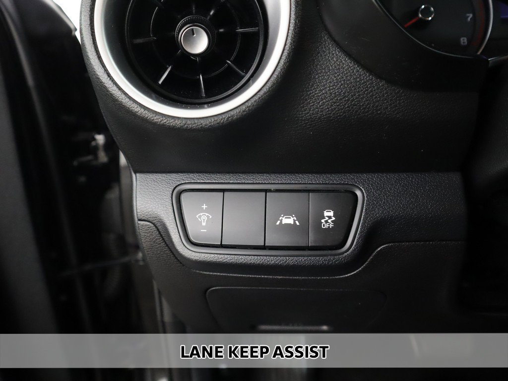 Used 2020 Kia Forte LXS FWD image 3