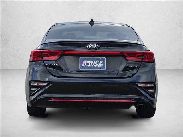 Used 2020 Kia Forte GT-Line FWD image 3