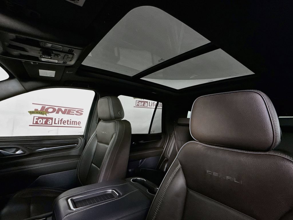 Used 2022 GMC Yukon Denali AWD/4WD image 11
